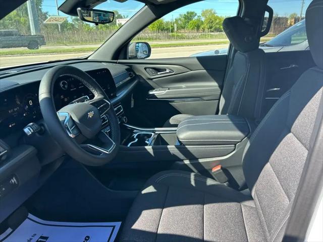 2026 Chevrolet Traverse FWD LT
