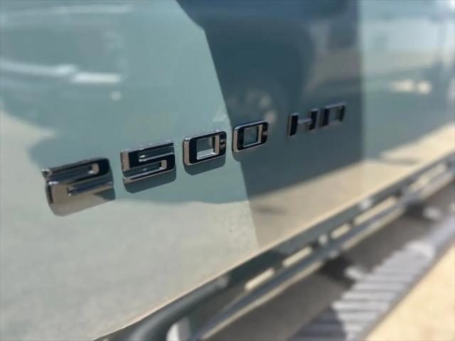 2026 Chevrolet Silverado 2500HD Crew Cab, Standard Bed, LTZ, 4WD