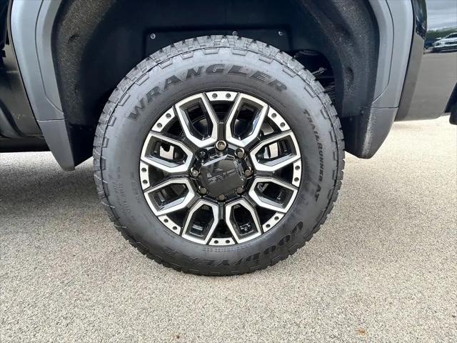2026 GMC Sierra 3500HD Crew Cab, Long Bed, Denali Ultimate, 4WD