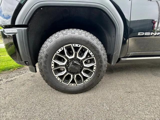 2026 GMC Sierra 3500HD Crew Cab, Long Bed, Denali Ultimate, 4WD
