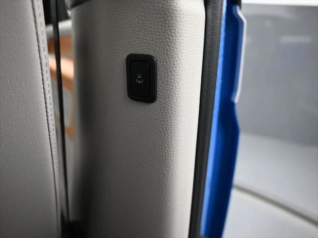 2025 Volkswagen ID. Buzz 1st Edition with 4MOTION