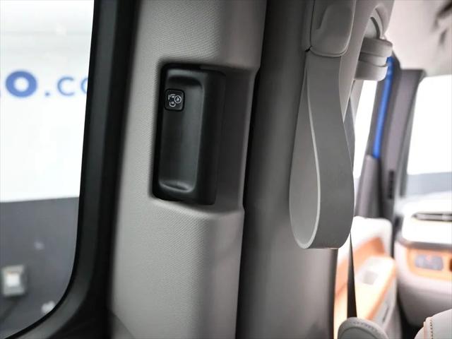 2025 Volkswagen ID. Buzz 1st Edition with 4MOTION