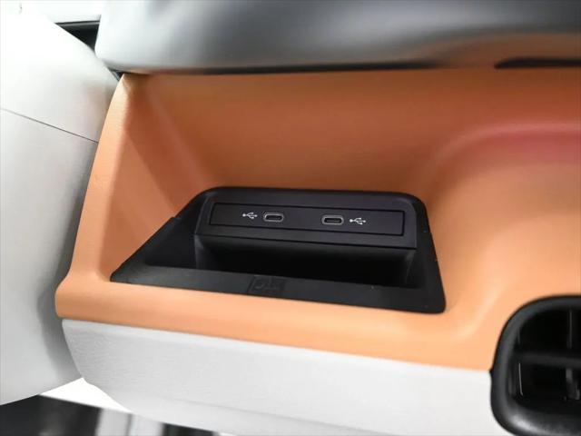 2025 Volkswagen ID. Buzz 1st Edition with 4MOTION