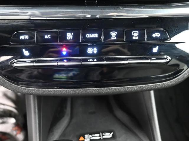 2025 Buick NV Avenir FWD
