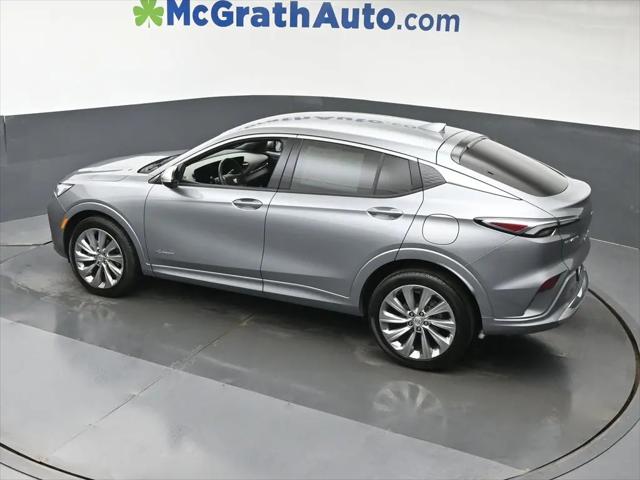 2025 Buick NV Avenir FWD