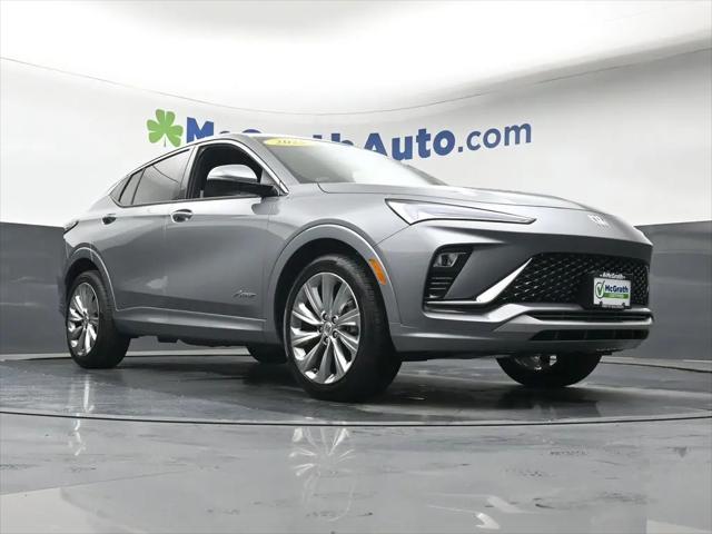 2025 Buick NV Avenir FWD