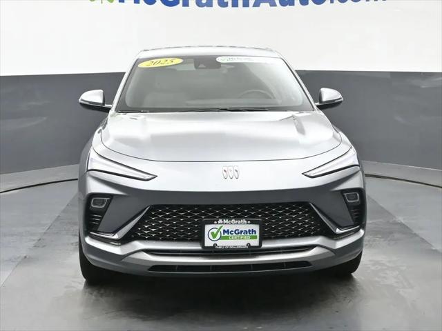 2025 Buick NV Avenir FWD