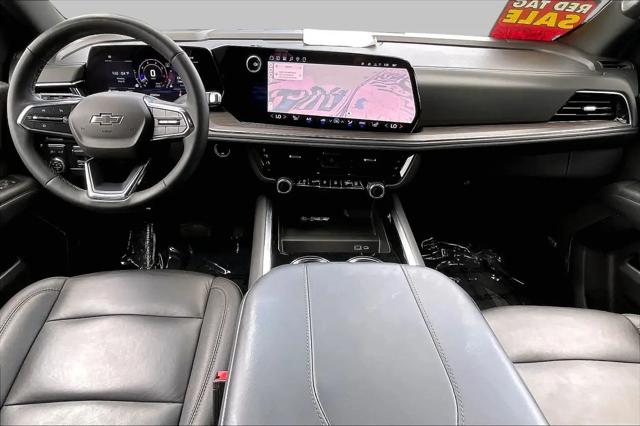 2025 Chevrolet Suburban 4WD Z71