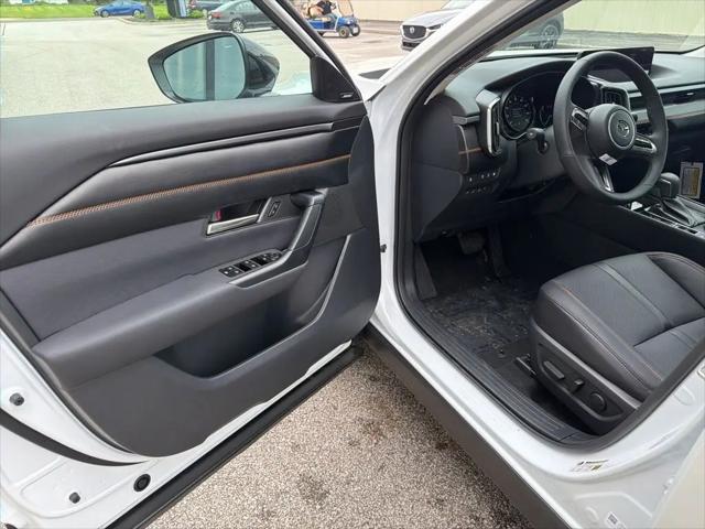 2026 Mazda CX-50 Hybrid Premium Plus