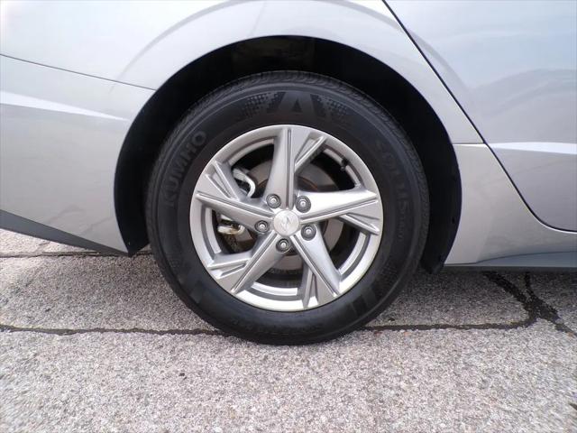 2023 Hyundai Sonata SE