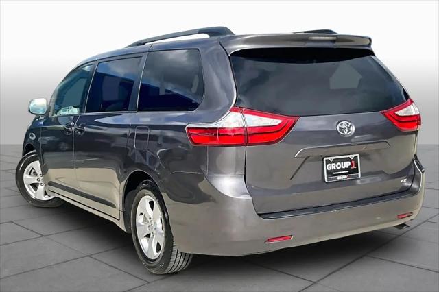 2015 Toyota Sienna LE 7 Passenger