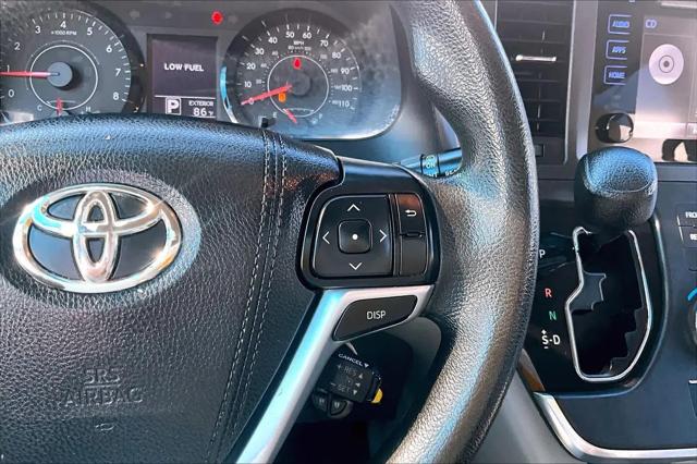 2015 Toyota Sienna LE 7 Passenger