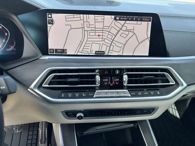 2022 BMW X5 M50i