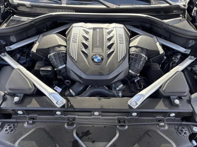 2022 BMW X5 M50i