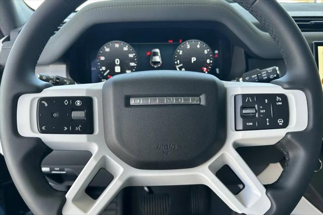 2026 Land Rover Defender P400 X-Dynamic SE