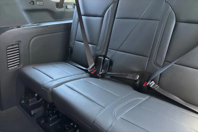 2026 Chevrolet Suburban LT, RWD
