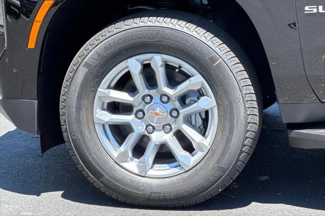 2026 Chevrolet Suburban LT, RWD