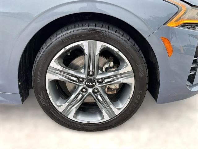 2024 Kia K5 EX
