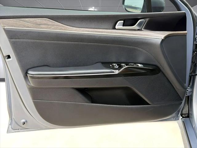 2024 Kia K5 EX