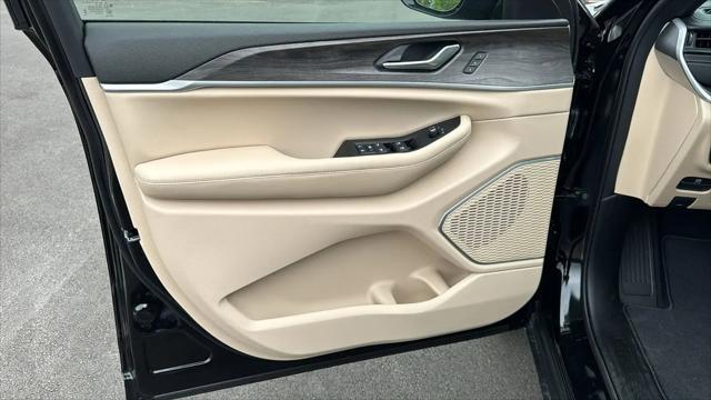 2026 Jeep Grand Cherokee L Limited 4x2