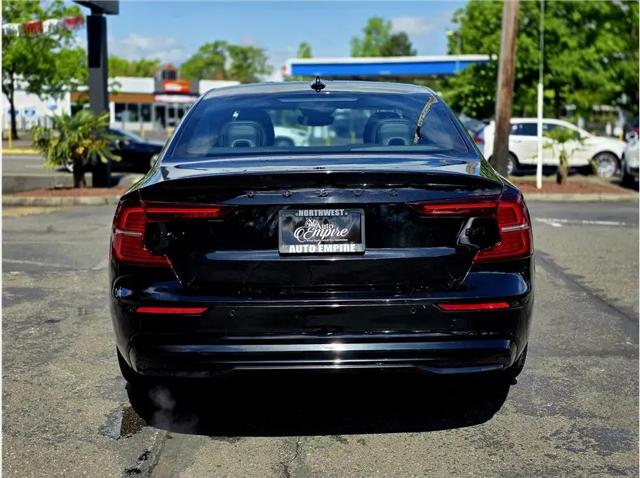 2024 Volvo S60 B5 Plus Black Edition