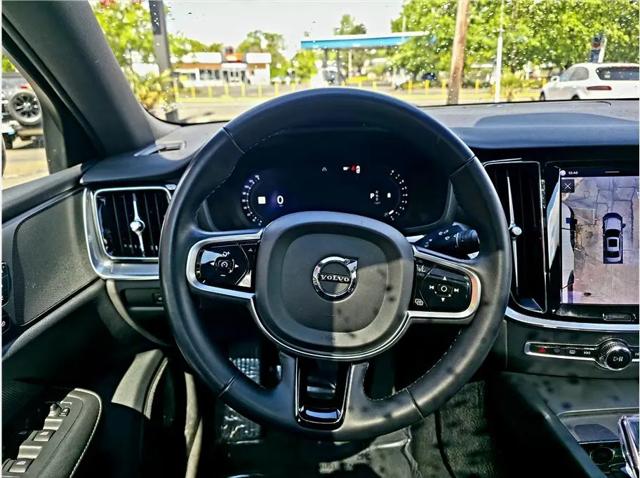 2024 Volvo S60 B5 Plus Black Edition