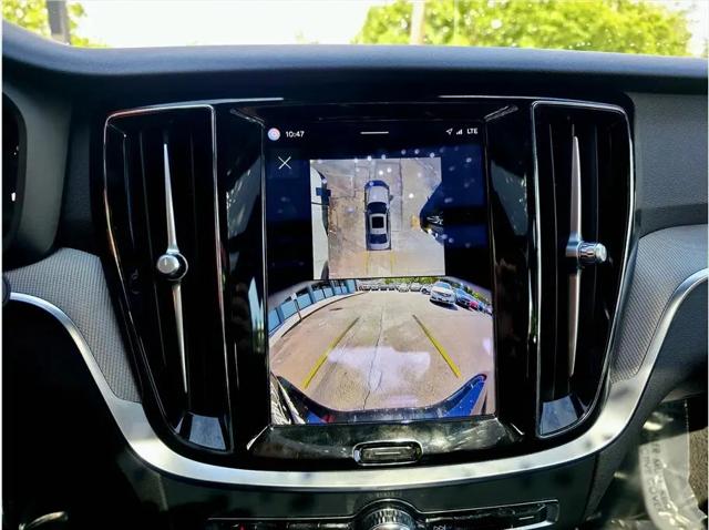 2024 Volvo S60 B5 Plus Black Edition