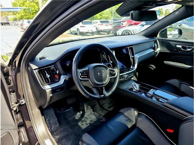 2024 Volvo S60 B5 Plus Black Edition