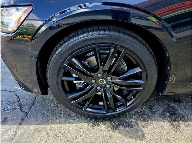 2024 Volvo S60 B5 Plus Black Edition