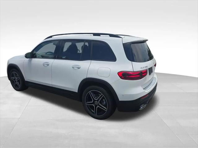 2026 Mercedes-Benz GLB 4MATIC