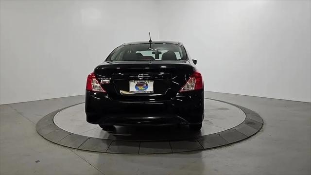 2019 Nissan Versa 1.6 S