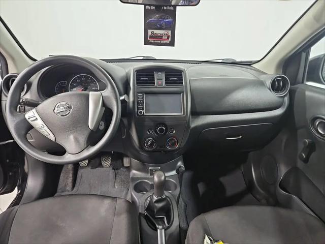 2019 Nissan Versa 1.6 S