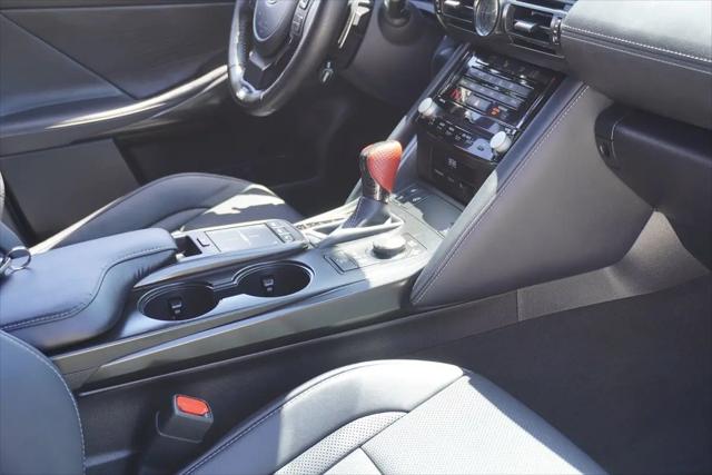 2023 Lexus IS 350 F SPORT Design
