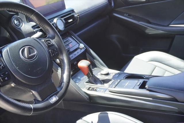 2023 Lexus IS 350 F SPORT Design