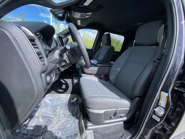 2024 Ram 2500 Big Horn Crew Cab 4x4 6'4" Box
