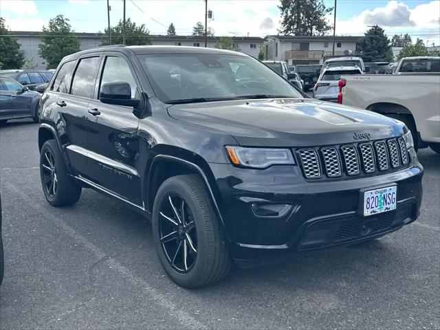 2022 Jeep Grand Cherokee Laredo X 4x4