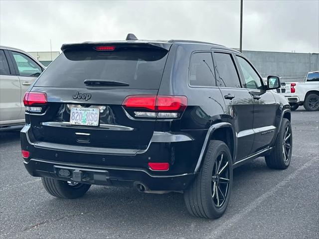 2022 Jeep Grand Cherokee Laredo X 4x4