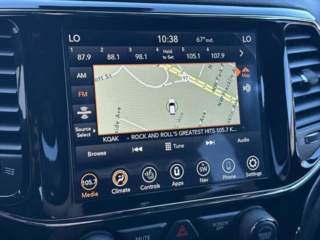 2022 Jeep Grand Cherokee Laredo X 4x4