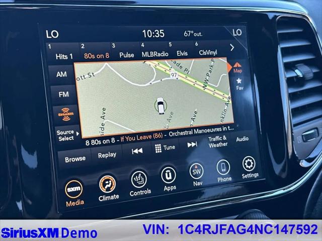 2022 Jeep Grand Cherokee Laredo X 4x4