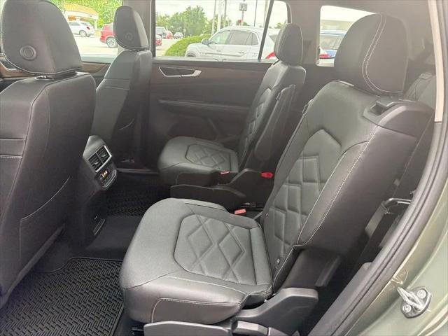 2026 Volkswagen Atlas SE with Technology