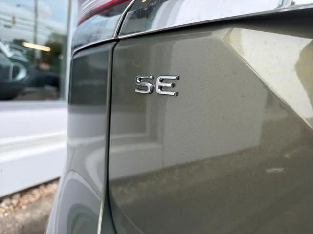 2026 Volkswagen Atlas SE with Technology