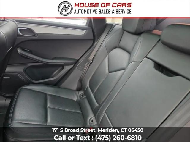 2015 Porsche Macan S