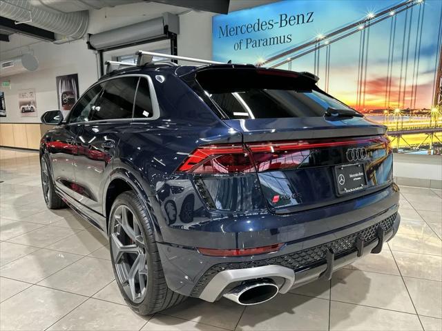 2025 Audi RS Q8 quattro Tiptronic