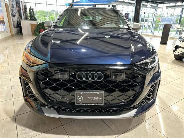2025 Audi RS Q8 quattro Tiptronic