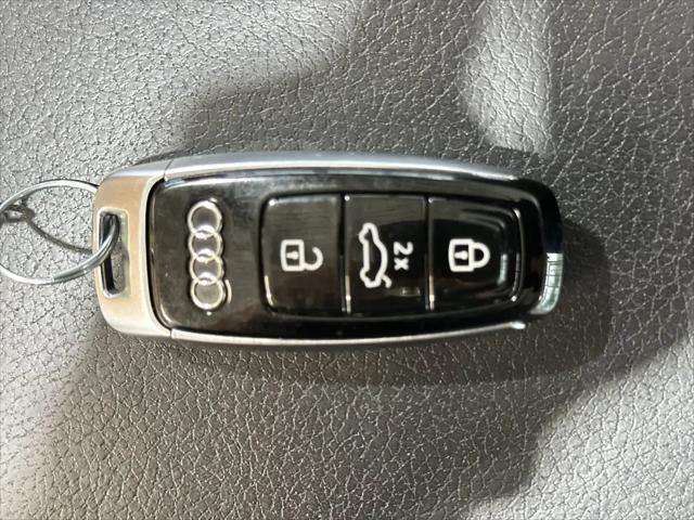 2025 Audi RS Q8 quattro Tiptronic