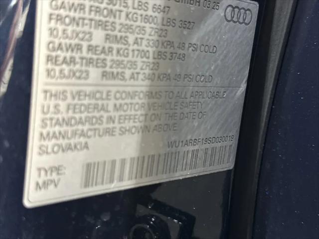 2025 Audi RS Q8 quattro Tiptronic