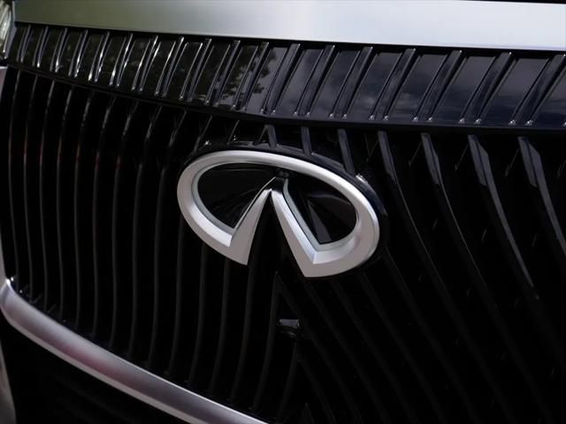 2026 INFINITI QX80 LUXE AWD