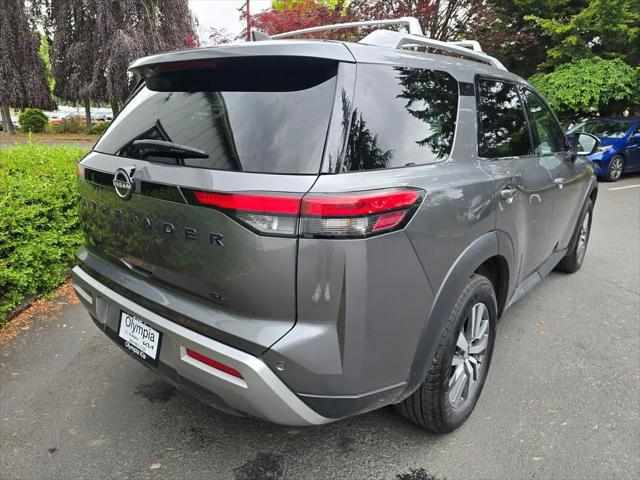 2023 Nissan Pathfinder SL FWD