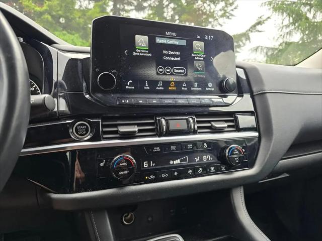 2023 Nissan Pathfinder SL FWD