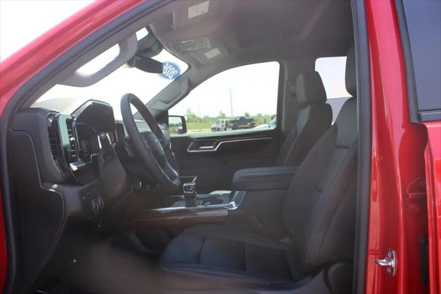 2026 Chevrolet Silverado 1500 4WD Crew Cab Standard Bed LT